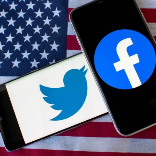 Twitter and Facebook – trend 27/03/22